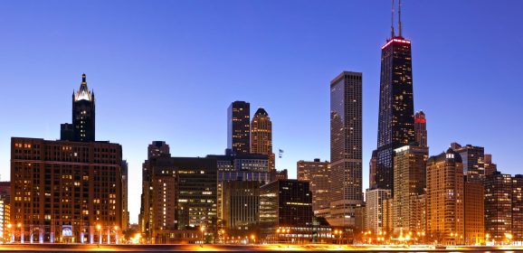 Experience the Amazing TILT Effect of the Observation Deck in Chicago